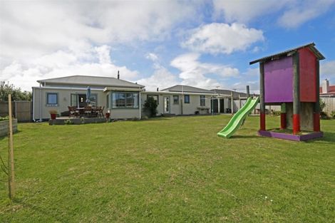 Photo of property in 34 Domett Street, Opunake, 4616