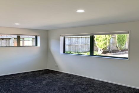 Photo of property in 11 San Ambrosio Rise, Henderson, Auckland, 0612