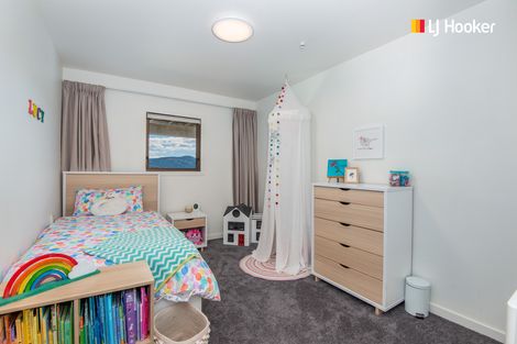 Photo of property in 100 Easther Crescent, Kew, Dunedin, 9012