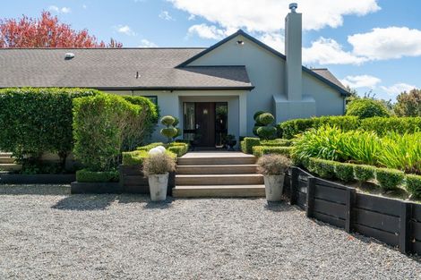 Photo of property in 344 Gillespie Place, Acacia Bay, Taupo, 3385