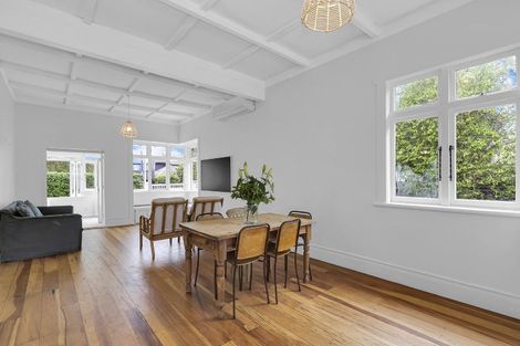 Photo of property in 8 St Michaels Avenue, Point Chevalier, Auckland, 1022