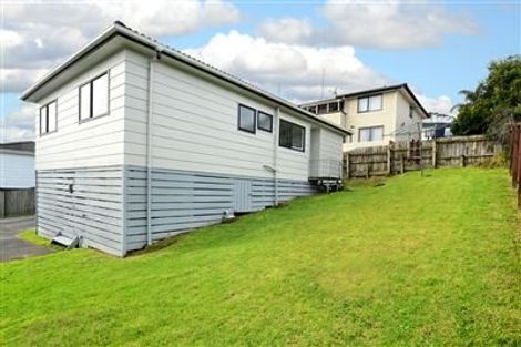 Photo of property in 2/9 Danube Lane, Glen Eden, Auckland, 0602