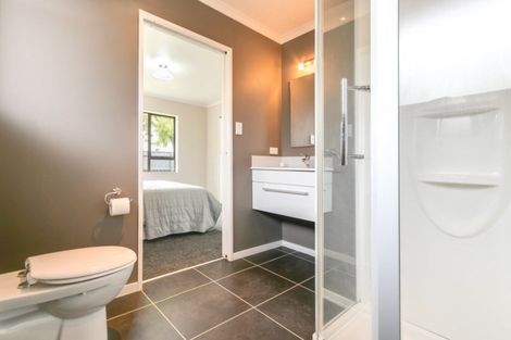 Photo of property in 25 Avenue Road, Greenmeadows, Napier, 4112