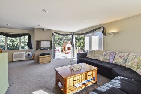 Photo of property in 57a Ribbonwood Crescent, Goodwood Heights, Auckland, 2105