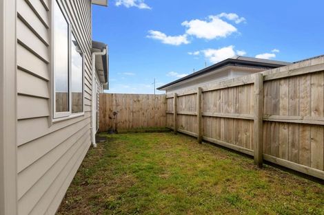 Photo of property in 23 Kutukutu Street, Takanini, 2112