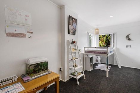 Photo of property in 8 Burn-murdoch Street, St Andrews, Hamilton, 3200