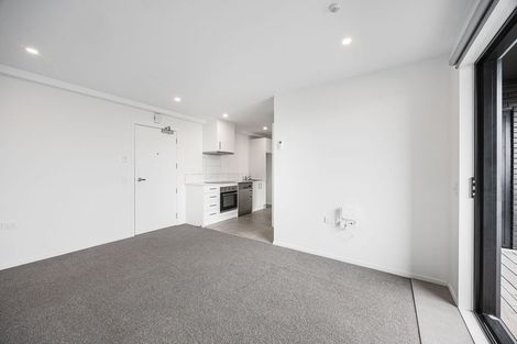 Photo of property in 108/28c Eileen Newey Place, Henderson, Auckland, 0612