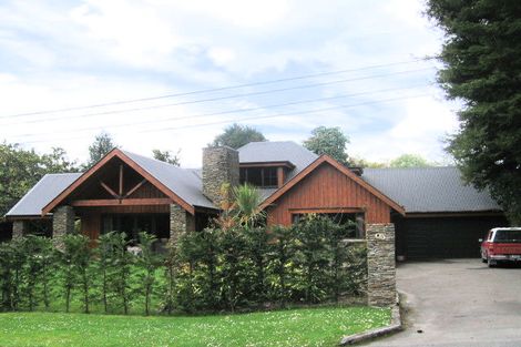 Photo of property in 8 Wattle Grove Road, Lake Okareka, Rotorua, 3076