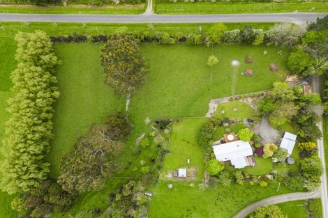 Photo of property in 1348a Pohangina Road, Pohangina, Ashhurst, 4884