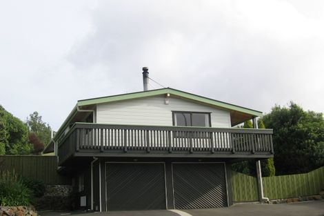 Photo of property in 107 Logie Street, Stokes Valley, Lower Hutt, 5019