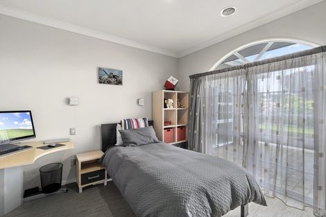 Photo of property in 10e Regan Street, Stratford, 4332