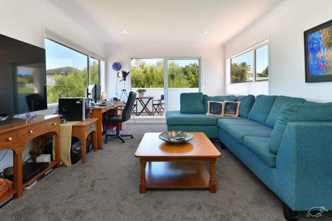 Photo of property in 27 Clansman Terrace, Gulf Harbour, Whangaparaoa, 0930