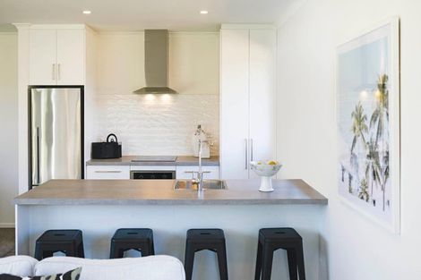 Photo of property in 5 Cascade Crescent, Tikipunga, 0112