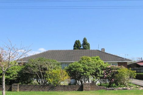 Photo of property in 24 Island View Road, Western Heights, Rotorua, 3015