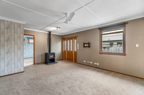 Photo of property in 307 Shakespeare Street, Leamington, Cambridge, 3432