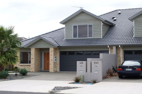 Photo of property in 98 Howe Street, Howick, Auckland, 2014