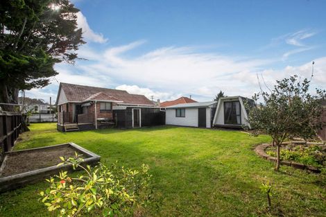 Photo of property in 24 Parkinson Avenue, Wesley, Auckland, 1041