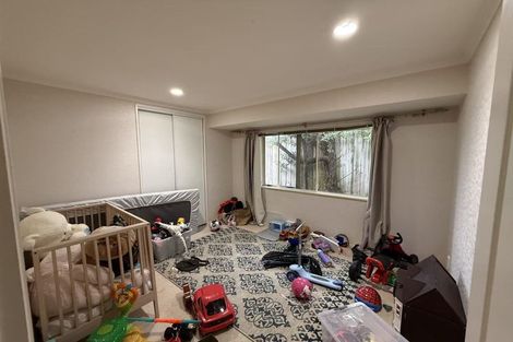 Photo of property in 6 Conacher Close, East Tamaki Heights, Auckland, 2016