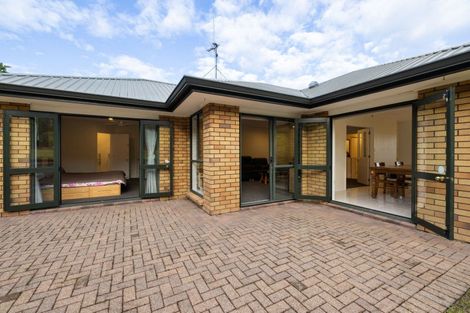 Photo of property in 17 Cashmere Place, Flagstaff, Hamilton, 3210