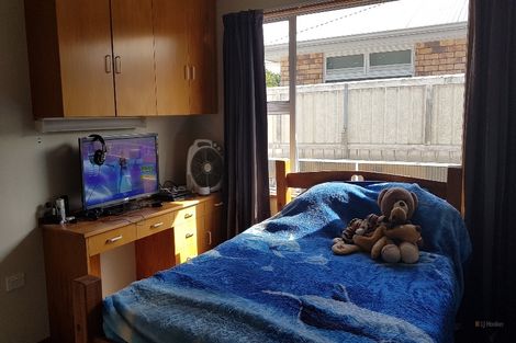 Photo of property in 19 Timaru Road, Waimate, 7924