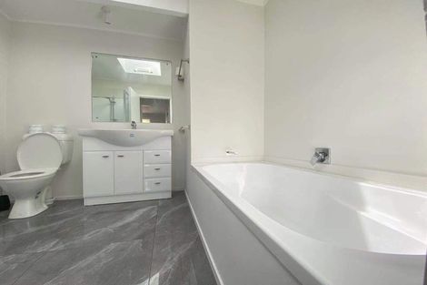 Photo of property in 51 Awaruku Road, Torbay, Auckland, 0630