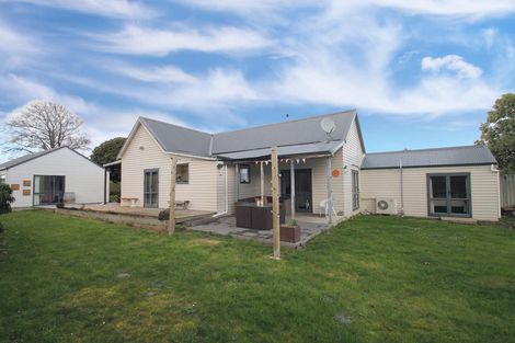 Photo of property in 14 Mountfort Street, Outram, 9019