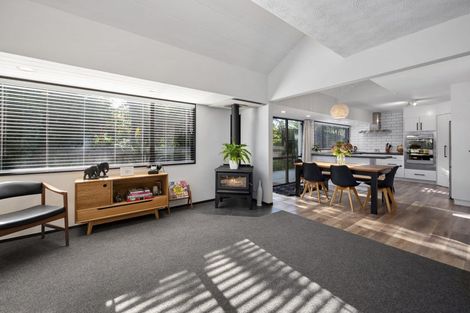 Photo of property in 39b Grand Vue Road, Kawaha Point, Rotorua, 3010