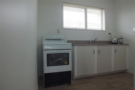 Photo of property in 1/1 Doment Crescent, Orewa, 0931