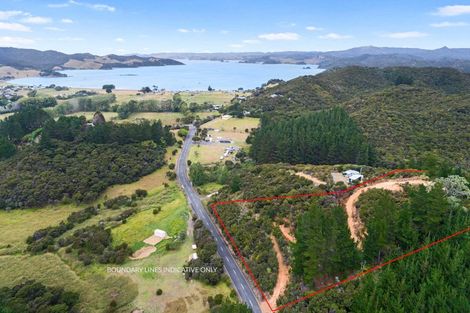 Photo of property in 638 Whangaruru Road North, Whangaruru, Russell, 0184