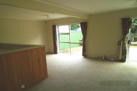 Photo of property in 10 Colenso Place, Otaki Beach, Otaki, 5512