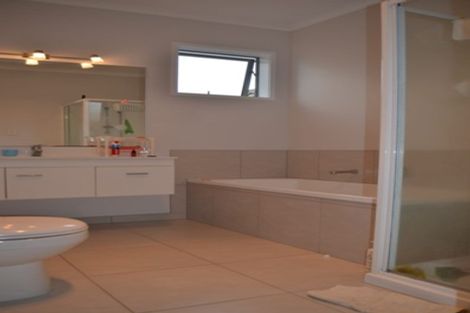 Photo of property in 84 Landing Drive, Pyes Pa, Tauranga, 3112