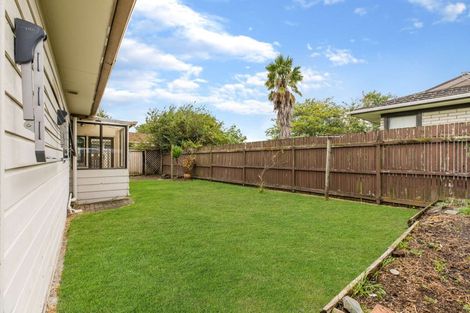 Photo of property in 7b Grove Road, Papakura, 2110
