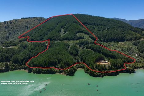 Photo of property in 4954 Kenepuru Road, Ohauparuparu Bay, Picton, 7282