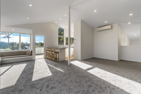 Photo of property in 4/7 Radiata Lane, Chatswood, Auckland, 0626