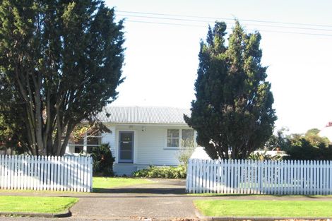 Photo of property in 2/50 Halsey Road, Manurewa, Auckland, 2102