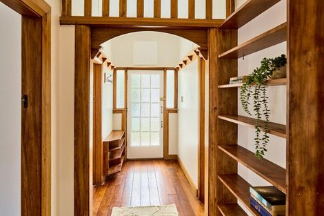 Photo of property in 44 Copeland Street, Hutt Central, Lower Hutt, 5011