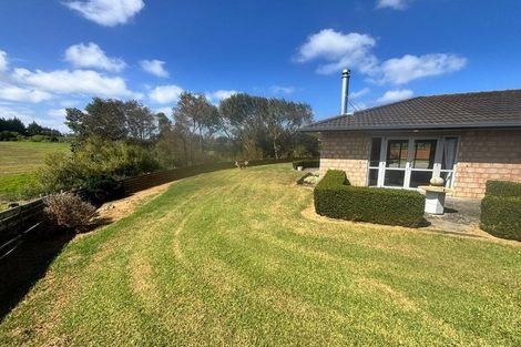 Photo of property in 27 Williams Road, Glenbrook, Waiuku, 2681
