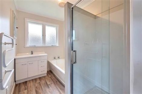 Photo of property in 38 Christmas Road, Manurewa, Auckland, 2102