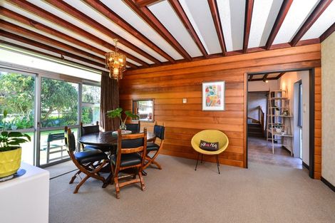 Photo of property in 72 Braid Road, St Andrews, Hamilton, 3200