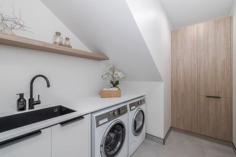 Photo of property in 2 Quarters Place, Halswell, Christchurch, 8025