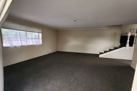 Photo of property in 27 Harris Road, Mount Wellington, Auckland, 1051