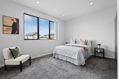 Photo of property in 8 Kumukumu Road, Long Bay, Auckland, 0630