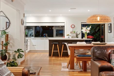 Photo of property in 166 Valley Road, Mount Maunganui, 3116