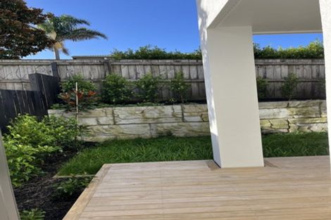 Photo of property in 54 Tukari Lane, Mangere Bridge, Auckland, 2022