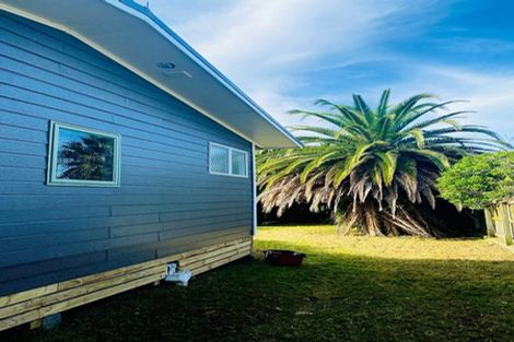 Photo of property in 281 One Tree Point Road, One Tree Point, 0118