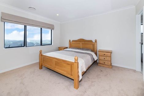 Photo of property in 11 Harvest Avenue, Orewa, 0931