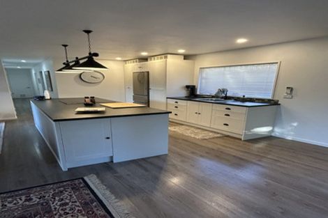 Photo of property in 87b Woodglen Road, Glen Eden, Auckland, 0602