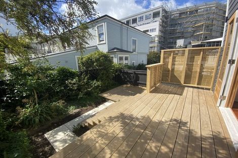 Photo of property in 6 Hobson Street, Thorndon, Wellington, 6011