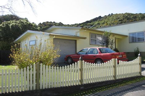 Photo of property in 45 Castlerea Street, Wainuiomata, Lower Hutt, 5014