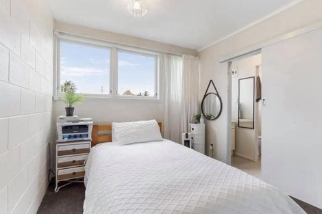 Photo of property in 3n Mountain Road, Mount Wellington, Auckland, 1060